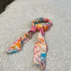 Tie-dyed scrunchie